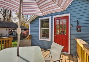 Evolve | Bolton Landing Cottage: Steps from Lake!