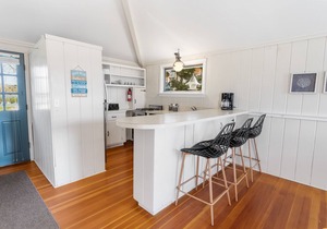 Fun and Chic Southampton Waterfront Cottage