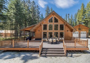 Getaway Moose by NW Comfy Cabins