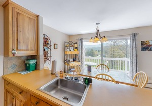 Gorgeous Home with Free WiFi, Electric Fireplace, & Shared Pool/Hot Tub