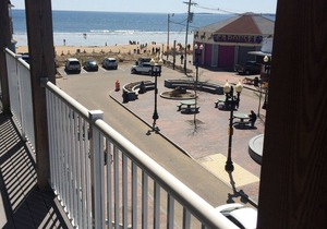 Grand Victorian Condo, 3 Bedroom, Located On The Beach