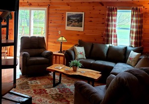 Grey's Getaway Cabin s Finger Lake region, serene retreat.