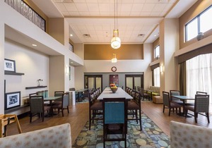 Hampton Inn and Suites Jamestown