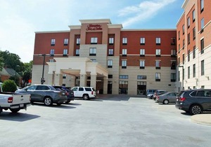 Hampton Inn & Suites Cincinnati / Uptown - University Area