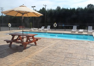 Holiday Inn Express Hotel & Suites Warrenton, an IHG Hotel
