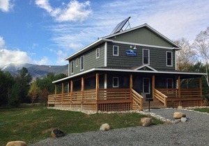 Hot Tub, Sauna, Lake Everest, Dog Friendly, 1.4 mi to Whiteface: WMC