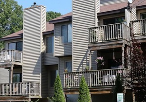 Inviting 2BR Townhouse in Lakeview Golf Resort