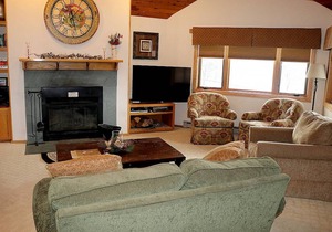 Large 4 bedroom condo Highridge A7