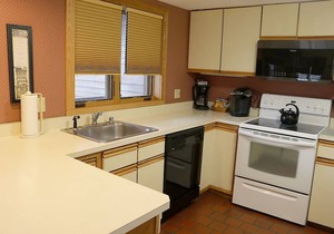 Large 4 bedroom condo Highridge A7