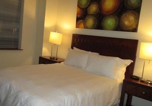 Modern 2BR | Full Kitchen | Free WiFi | Easy access to NYC