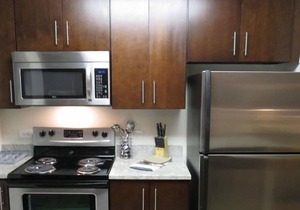 Modern 2BR | Full Kitchen | Free WiFi | Easy access to NYC