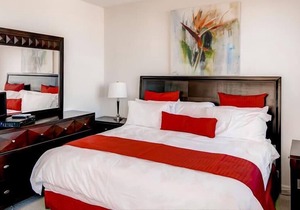 Modern 2BR | Fully Equipped Kitchen | Near PATH by GLS