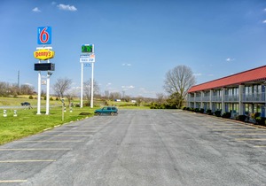 Motel 6 Mount Jackson, VA - Shenandoah