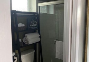 Murphys Law Inn 7