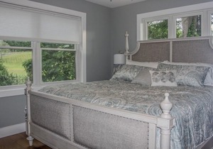 NEW luxury 4 BR condo in the heart of Bolton!