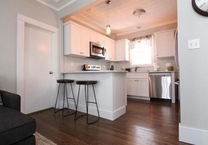 New One Bedroom Apartment Near Lake Winnipesaukee