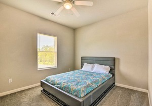 NEW! Welcoming Texas City Home ~ 6 Mi to Beach!