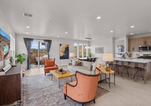 Paseos 1101 | Private Hot Tub, Outdoor Games & Shared Pickleball Courts!