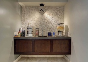 Perfect Perk Marquee Uptown Unit 121 Galleria 2br 2ba