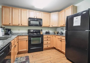 Playtime Retreat- Unit 2705 - - FREE Attraction Ticket with EACH night Stay Including Dollywood