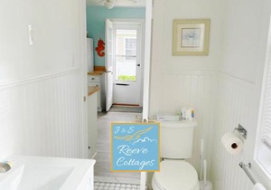 Premier Waterfront Cottage 2