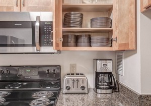 Prime Back Bay 2BR/2B steps from Prudential Center, by Blueground