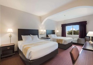 Quality Inn Grand Suites Bellingham