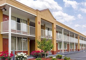 Quality Inn Fredericksburg near Historic Downtown