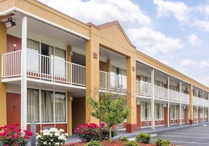 Quality Inn Fredericksburg near Historic Downtown