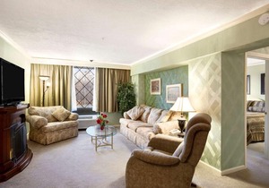 Ramada Hotel & Conference Center by Wyndham Lewiston