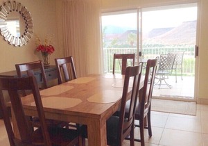 Remodeled 2 Bed 2 Bath Las Palmas Condo with access to Las Palmas Resort pools.