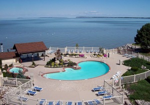 Shores #33: 1 BR sleeps 4