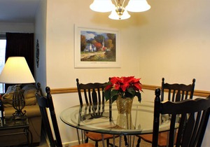 Ski home to this cozy one bedroom condo Whiffletree F5