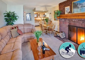Ski on/ski off, conveniently located with beautiful views, Sunrise B3