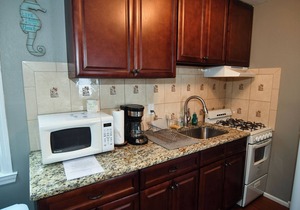 Small 1 Bedroom Cottage in Family Friendly Seaside Park