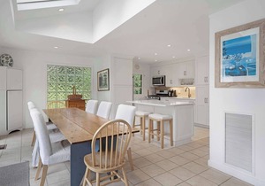 Southampton Retreat: Heated Pool, Hot Tub, Beach