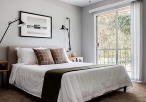 Spacious and Modern Hotel Suites with Heated Pool, Gym and Hot Tub!