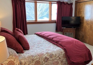 The Lodge condo at Mt. Mansfield in Stowe - Ski-in / Ski out - Pool - Tennis-A/C