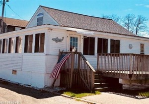 Vacation Rental with Great Location on Wells Beach