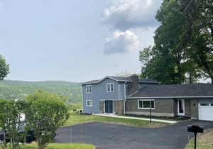 West Point - River View Apt within Home - 1 mile from Thayer Gate