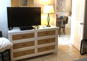Westhampton SeaBreeze Suite