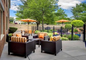 Your Home Away From Home! Free Parking, Pets Allowed, Near K1 Go Kart Speedway!