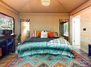Tent At Point Sebago Resort | South Casco
