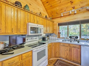 Evolve Bolton Landing Cottage | Bolton Landing