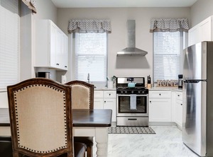 Located Carytown | Museum District
