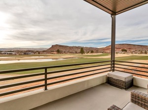Villa Golf Year Heated | Bloomington
