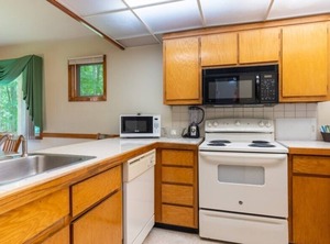 Cozy Club Wyndham Resort At Shawnee Village East Stroudsburg | Shawnee On Delaware