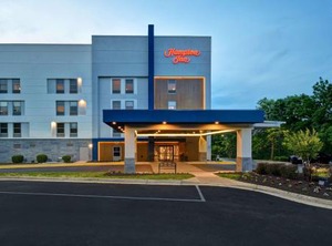 Hampton Inn Woodbridge | Woodbridge