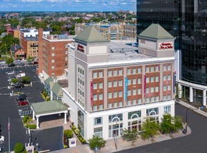 La Quinta Inn | Downtown Buffalo