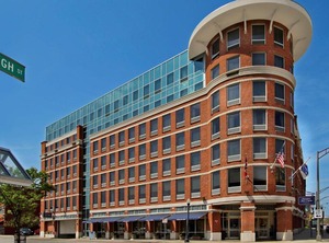 Hampton Inn | Arena District